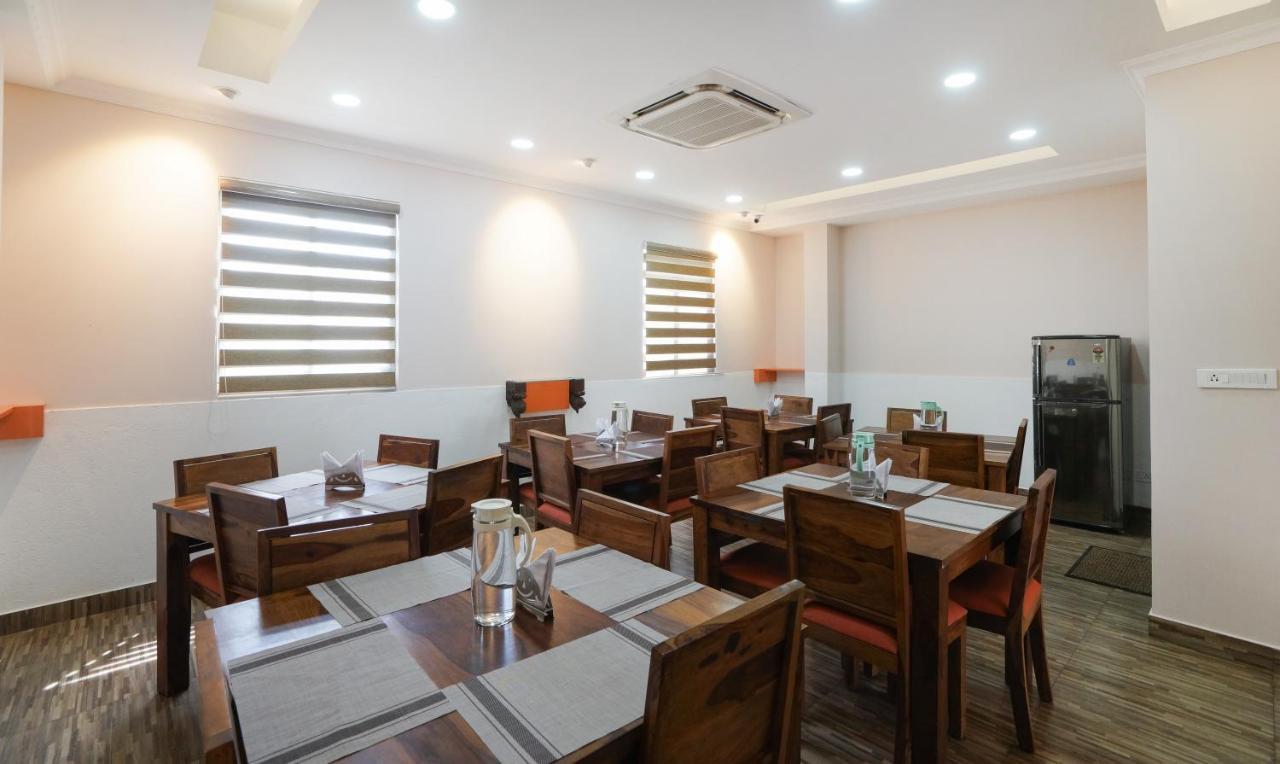 Treebo Trend Madras Inn Exterior foto