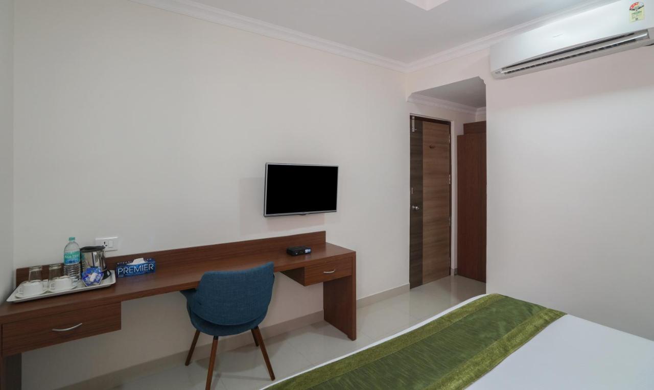 Treebo Trend Madras Inn Exterior foto